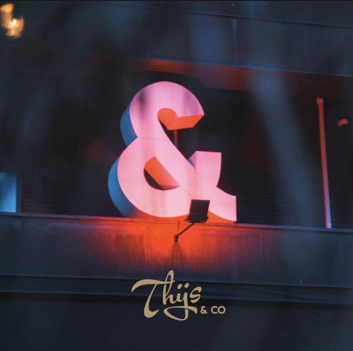 SHOW&CO AUGUST EDITION: SUNSET CLUB